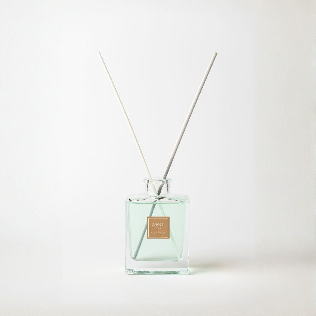 Mona  AENY reed diffuser